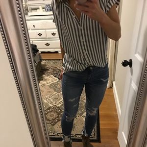 American Eagle Destroyed  Hi Rise Jeggings